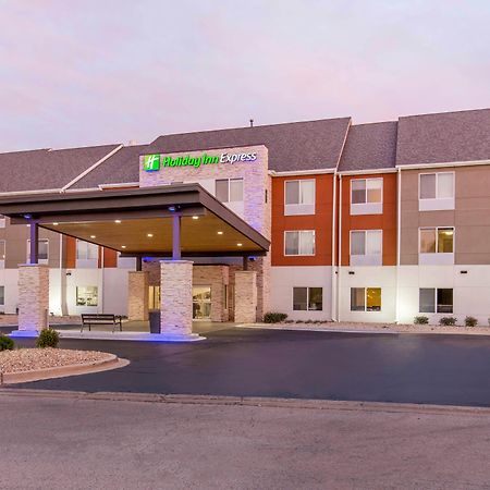 Holiday Inn Express And Suites Chicago West - St Charles By Ihg Saint Charles Kültér fotó
