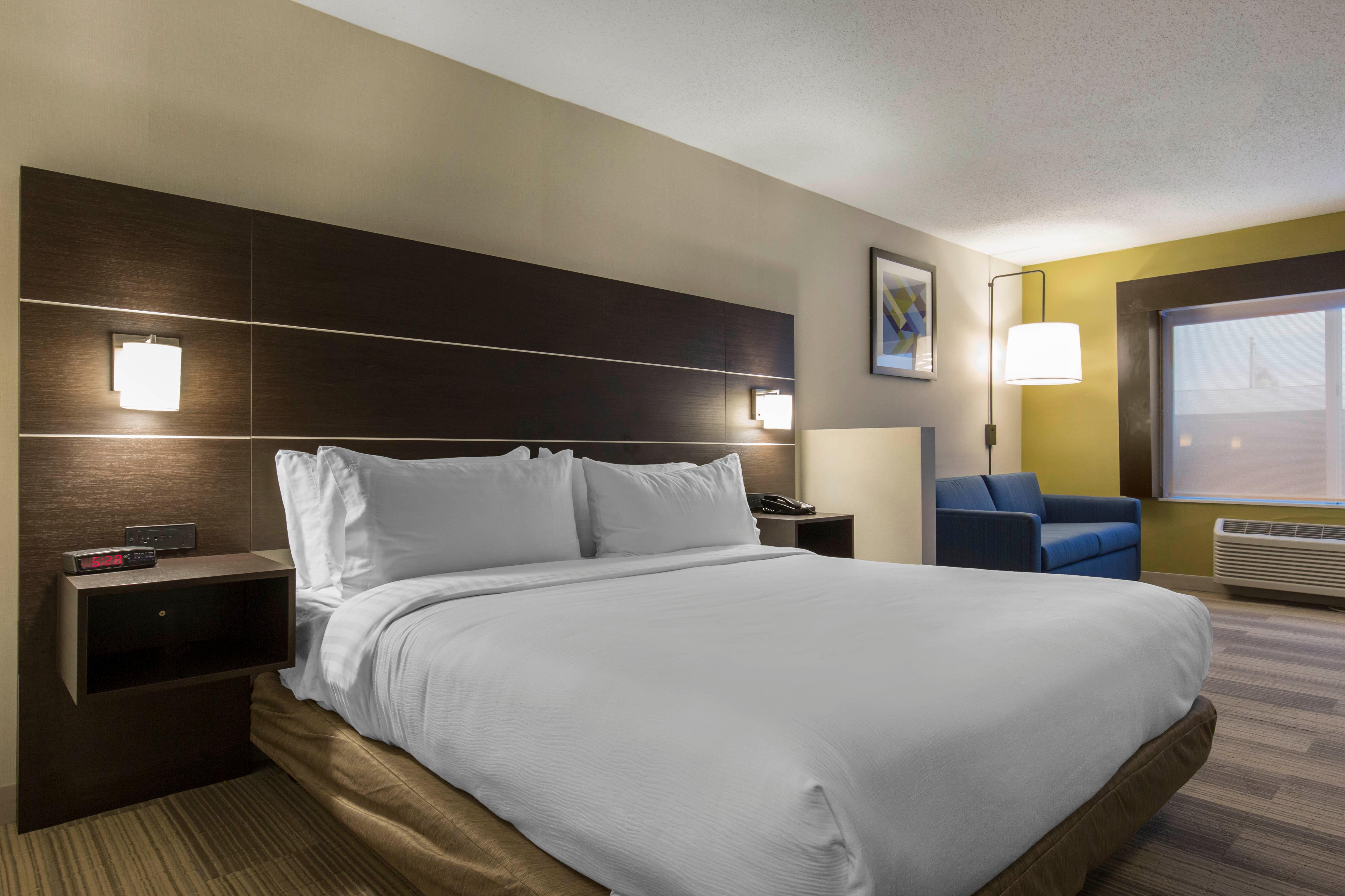 Holiday Inn Express And Suites Chicago West - St Charles By Ihg Saint Charles Kültér fotó