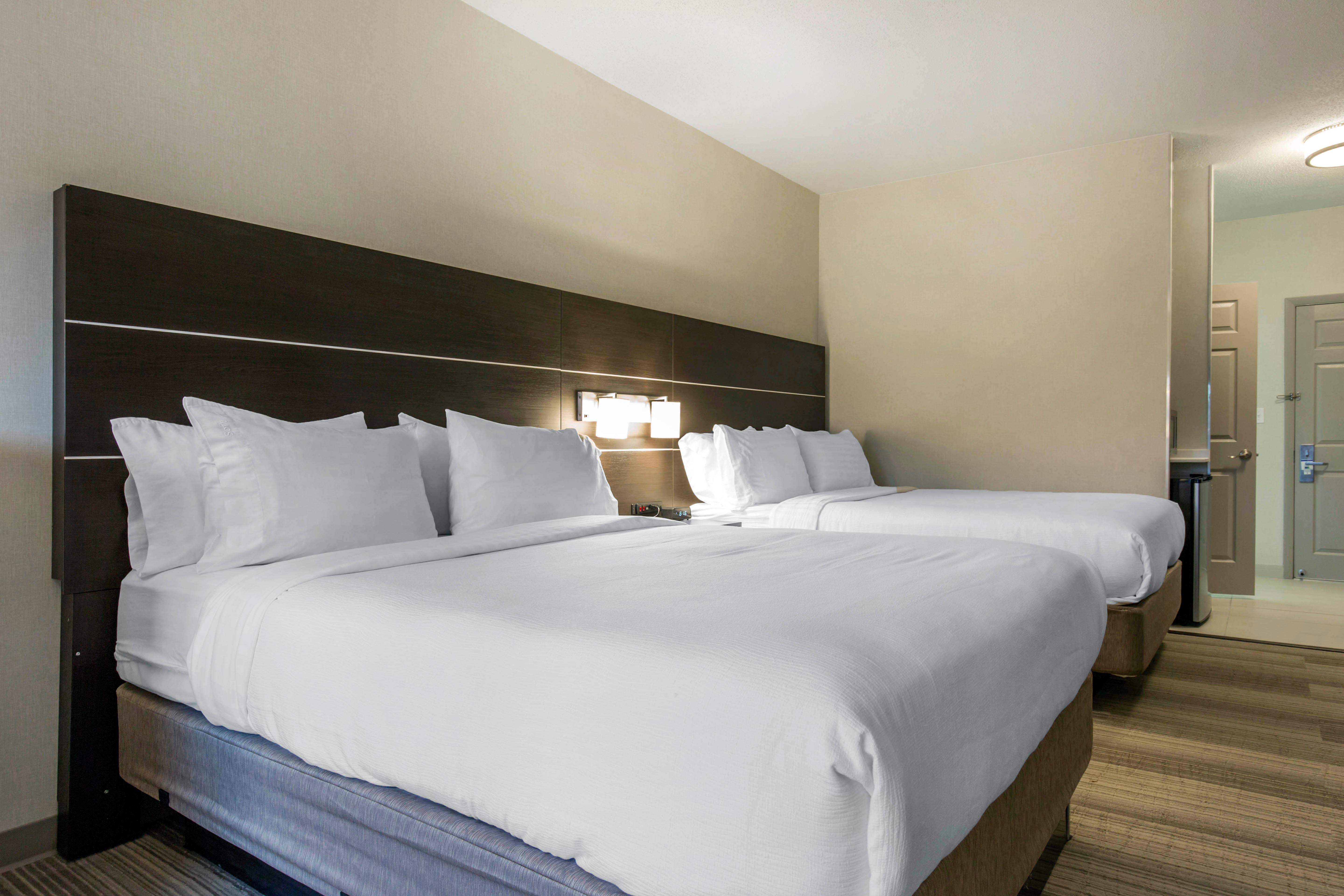 Holiday Inn Express And Suites Chicago West - St Charles By Ihg Saint Charles Kültér fotó
